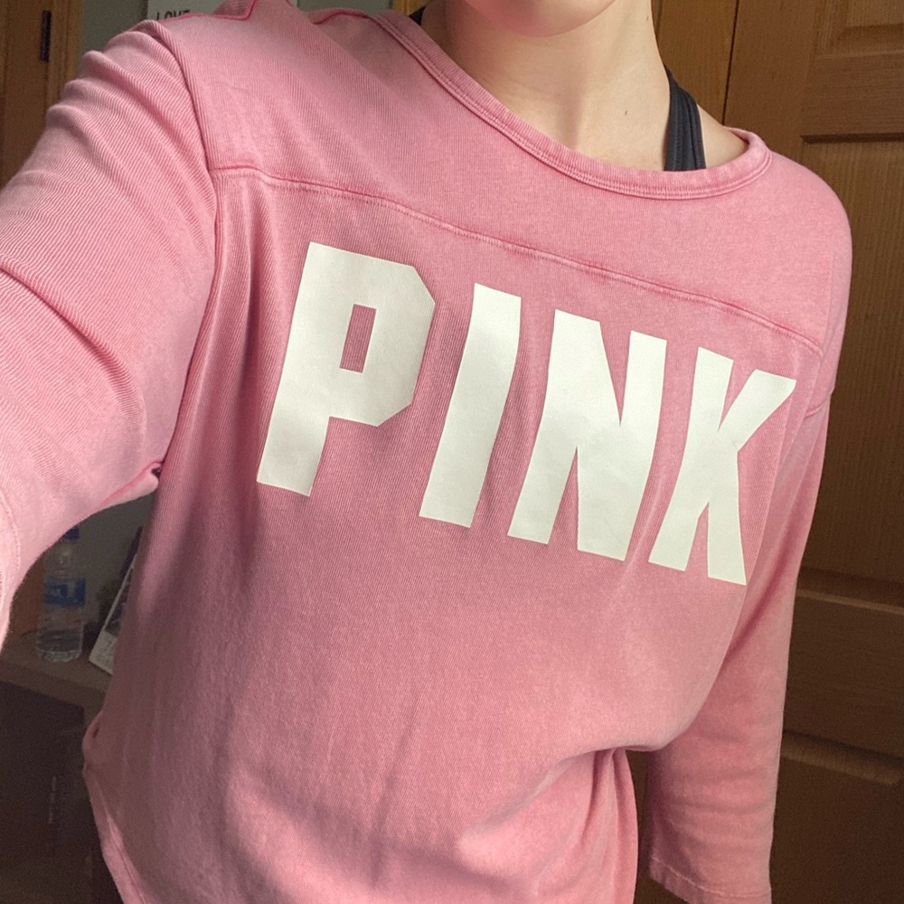 Women’s VS PINK light pink mid length sleeve top